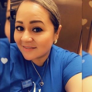 Meet your Posher, Mayra